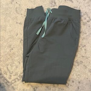 Figs Technical Collection Pants in Dark Gray